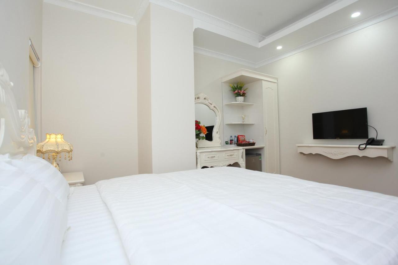 Phoenix Hotel Ha Long Esterno foto